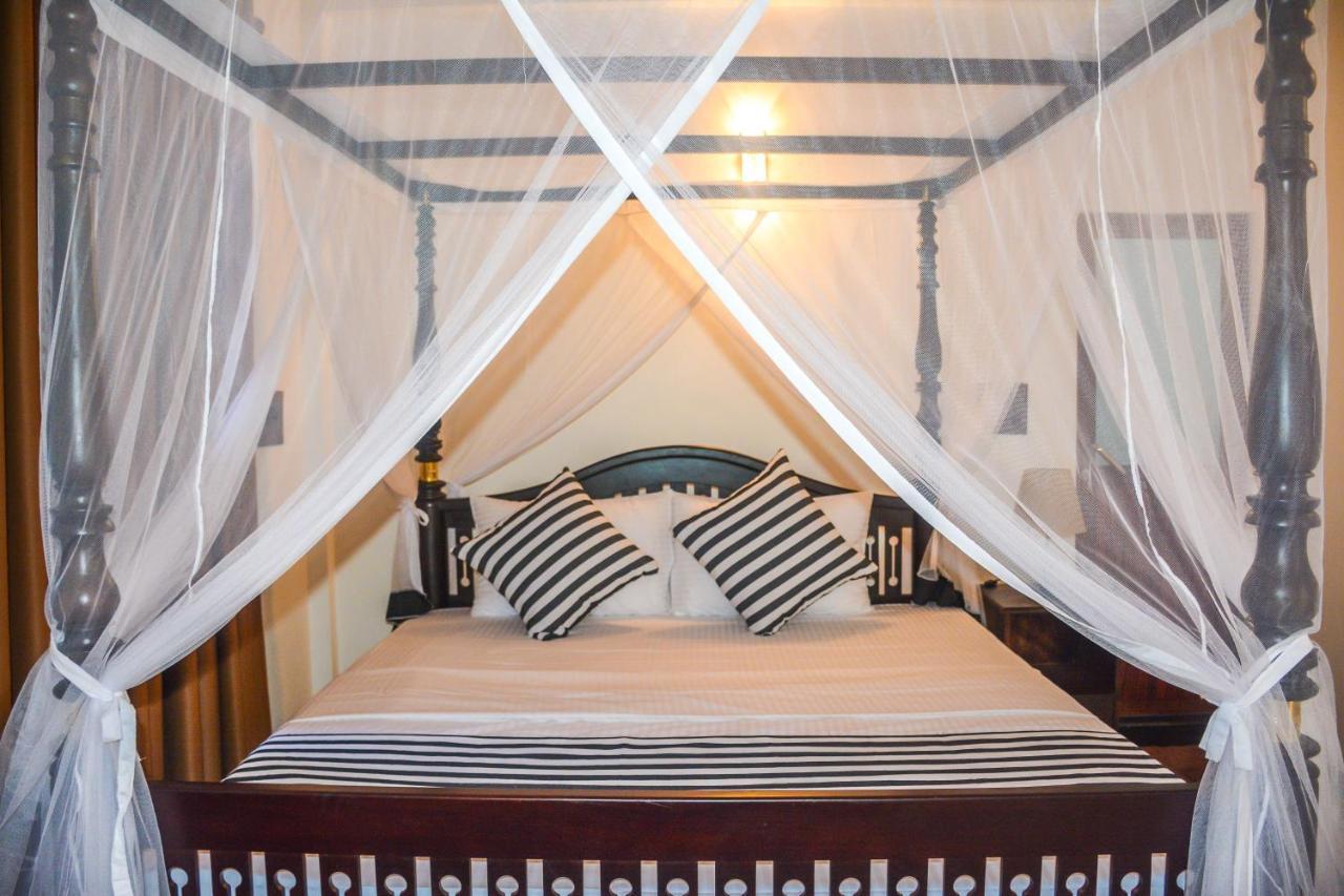 Janu Homestay Tangalle Exterior foto