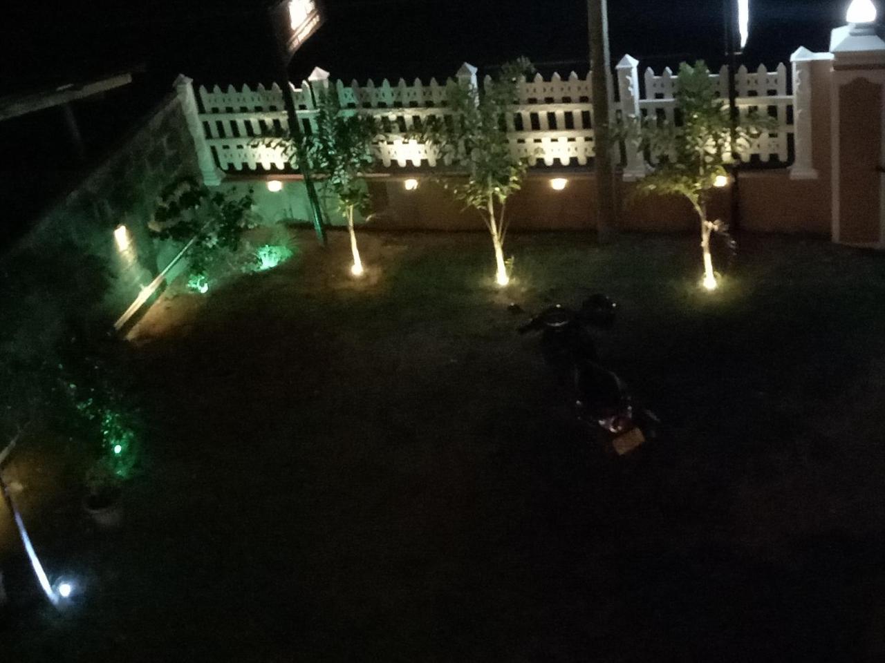 Janu Homestay Tangalle Exterior foto